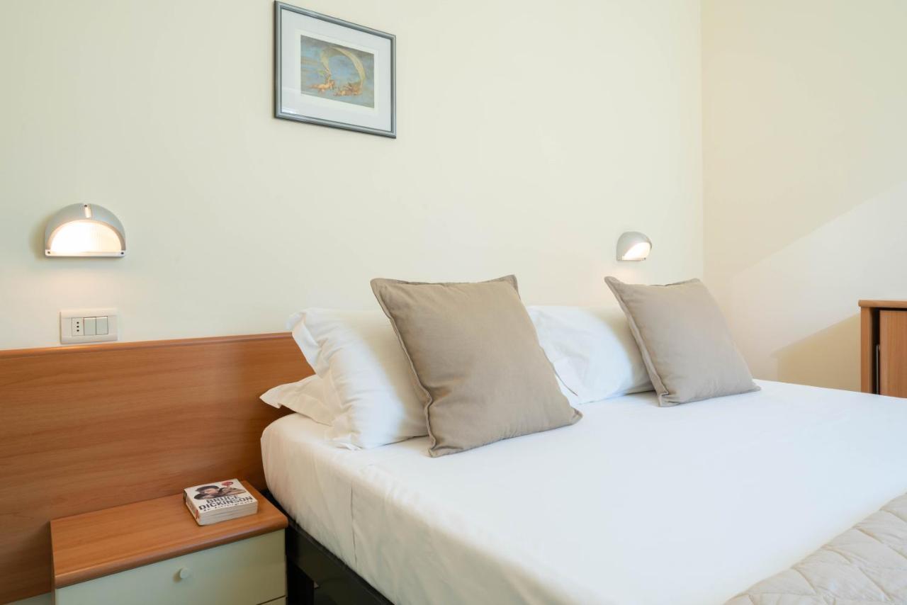 Residence Capitol Cattolica Ngoại thất bức ảnh